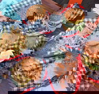 Annandale Hotel - Swimm