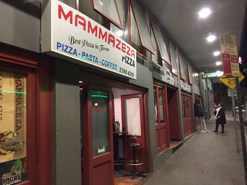 Mammazeza Pizzeria - Renee 0