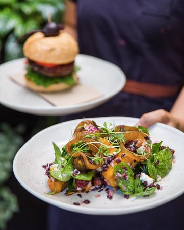 The Autumn Rooms - Qld Realsetate 0