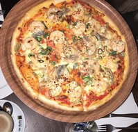 Beretta Cafe and Pizza Bar - Qld Realsetate