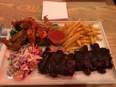 Bistro Marque At The Crest Hotel - Renee 0