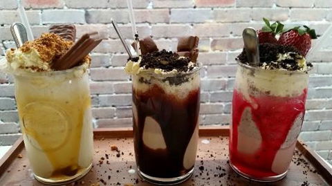 Mama's Cafe Patisserie - Renee 0