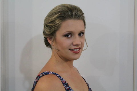 Touch Of Style Hair & Beauty - Qld Realsetate 0