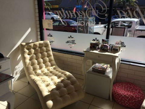 Utopia Beauty & Skin Clinic - Renee 0