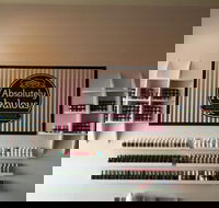 Absolutely Fabulous Beauty Boutique - Internet Find