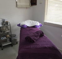 Cosmo Hair  Beauty - Renee