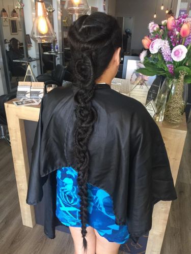Podium Hair & Beauty - Swimm 0