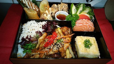 Kana Kawa Restaurant - Internet Find 0
