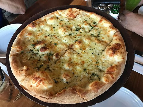 Mancinis Italian Restaurant - Petrol Stations 0