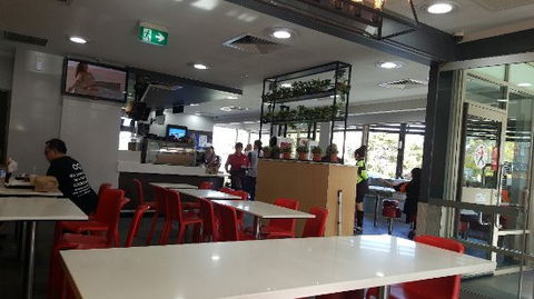 McDonald's - Petrol Stations 0