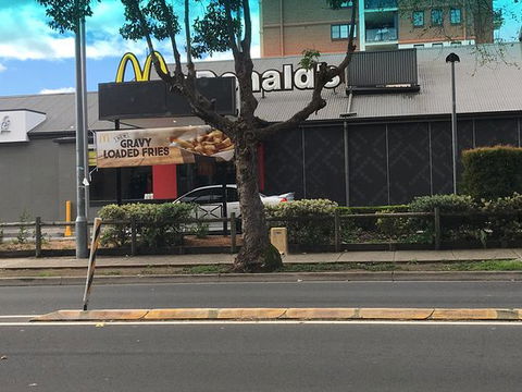 Mcdonald's Family Restaurants - Petrol Stations 0
