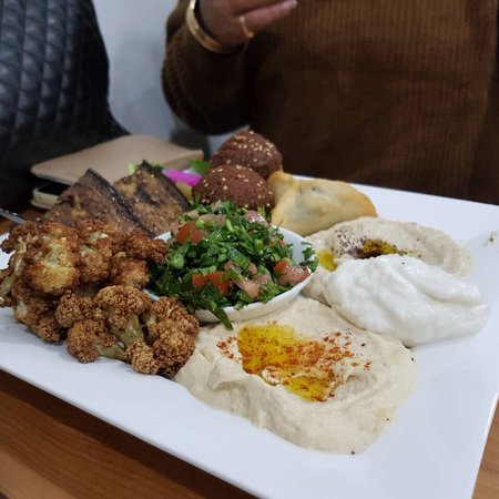 Cedar's Kitchen - Renee 0