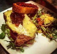 Connies Cliff Rd Cafe - Renee