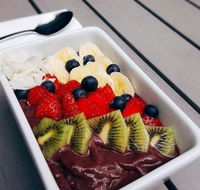 Newnique Cafe - Renee