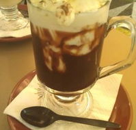 Poppy Cafe - Qld Realsetate