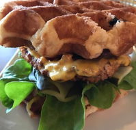 Burger Urge Glendale - Swimm