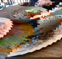 Mandesa Florist Cafe - Internet Find