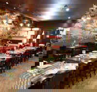 Ton Siams Restaurant - Internet Find