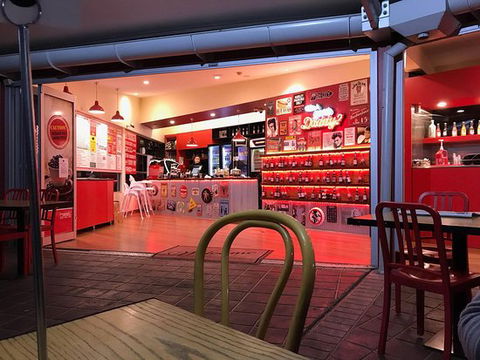 Big Daddy's Burger Bar - Qld Realsetate 0