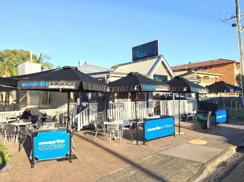 Cafe Aqua - Renee 0