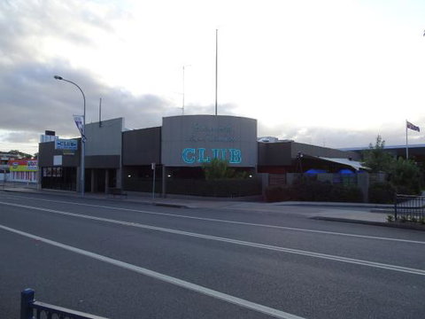 Cessnock Buffet - Swimm 0