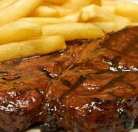 Five O's Bar  Restaurant - Renee