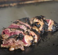 Los Dos Hombres - Renee