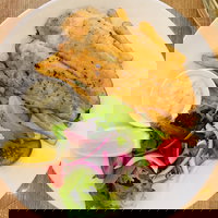 The Crown Hotel Motel