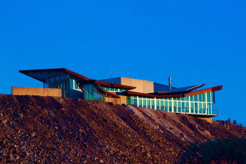 Broken Earth Cafe - Internet Find 0