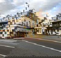 Horse and Jockey Hotel - Qld Realsetate