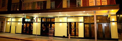 Tourist Hotel - Renee 0