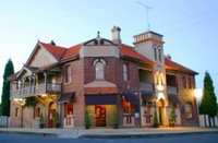 Abermain Hotel