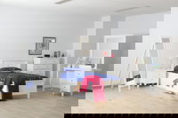 V.I.P. Furniture Bedding