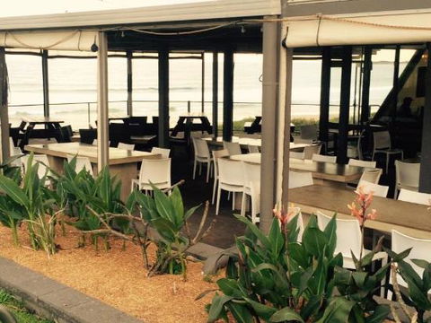 Bulli Beach Cafe - Swimm 0