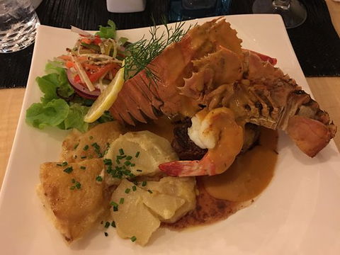 Matildas Restaurant - Renee 0