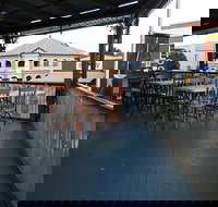 Ben Hall Beau Thai - Renee