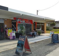 Flash Pies - Internet Find