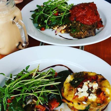 Green Room Cafe & Fruit - Renee 0