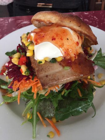 Red Cafe - Renee 0