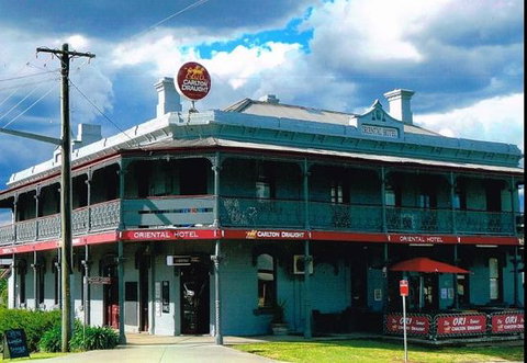 The Oriental Hotel Tumut - Renee 0