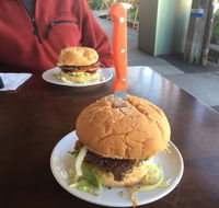 Thunderbolts Cafe  Takeaway - Petrol Stations