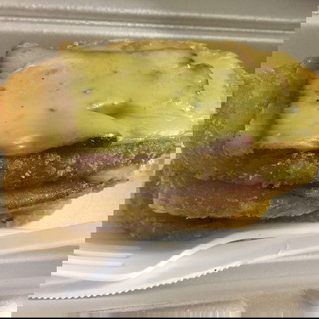 De Jays Takeaway - Renee 0