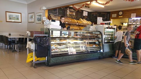 Holbrook Bakery - Renee 0
