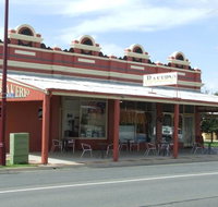 Jerilderie Bakery - Renee
