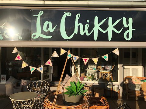 La Chikky - Internet Find 0
