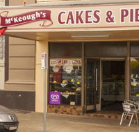 McKeoughs Cake Shop - Internet Find
