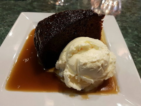 Roundhouse Restaurant - Renee 0