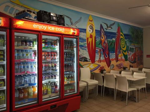 Yamba Chick Inn - Petrol Stations 0