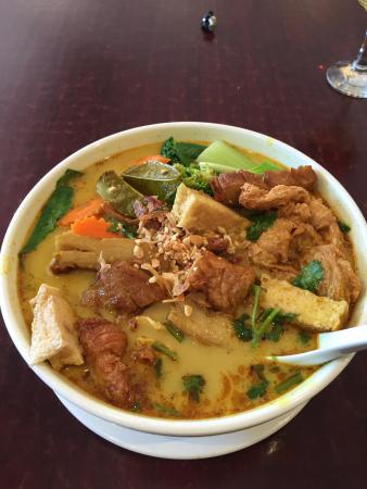 Au Lac Royal Vegetarian Cuisine - Renee 0