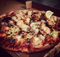 Crust Gourmet Pizza Bar - Internet Find